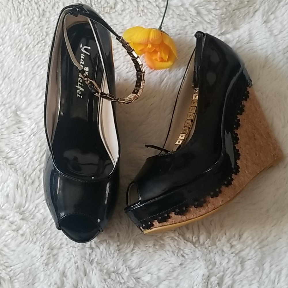 Yuanmeidei Black Women's Platforms Heels Size 39